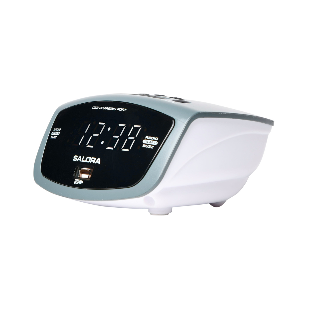 Salora CR627USB klokradio - USB oplaadpoort detail