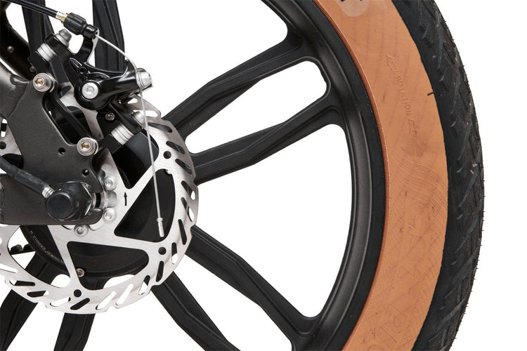 BOHLT Rebel elektrische fatbike - Gates Belt Drive riemaandrijving close-up